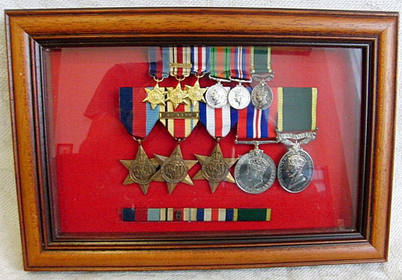 WW2 British Service Medal Set Full Size + Miniature 2066566 SGT. A.E.PACK. R.A.