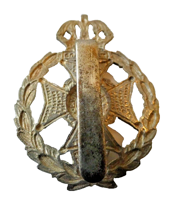 RIFLE BRIGADE WATERLOO British Army Metal Slider Cap Badge 55 x 38mm