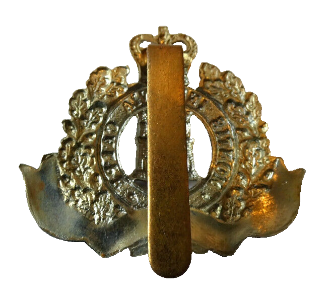 The Suffolk Regiment British Army Cap Badge QC 40 x 45 mm