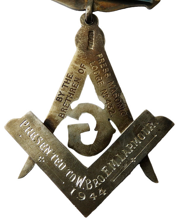 British Silver Masonic Past Master's Jewel PRESS Lodge No 432 Belfast 1944
