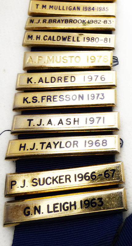 Westminster Junior Chamber of Commerce PRESIDENT Brass Medal Jewell With 26 Name Plates 1963- 1992 British Original