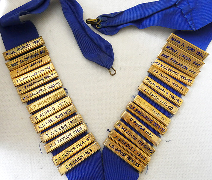 Westminster Junior Chamber of Commerce PRESIDENT Brass Medal Jewell With 26 Name Plates 1963- 1992 British Original