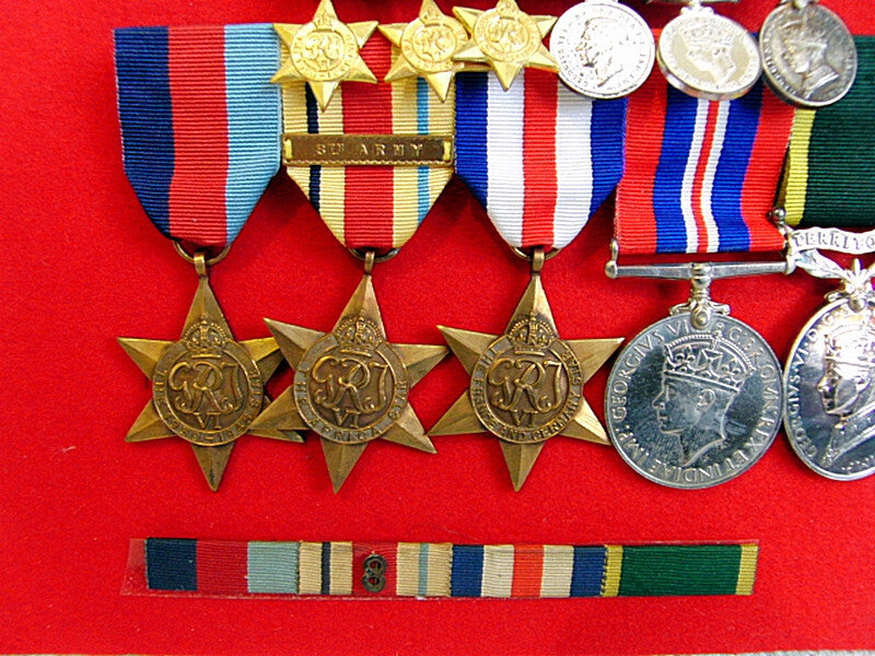 WW2 British Service Medal Set Full Size + Miniature 2066566 SGT. A.E.PACK. R.A.