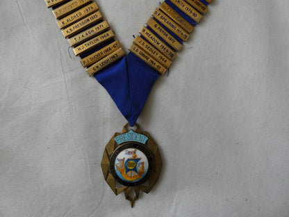 Westminster Junior Chamber of Commerce PRESIDENT Brass Medal Jewell With 26 Name Plates 1963- 1992 British Original