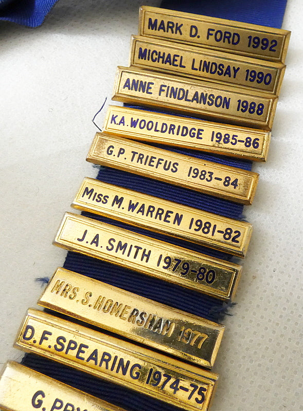 Westminster Junior Chamber of Commerce PRESIDENT Brass Medal Jewell With 26 Name Plates 1963- 1992 British Original