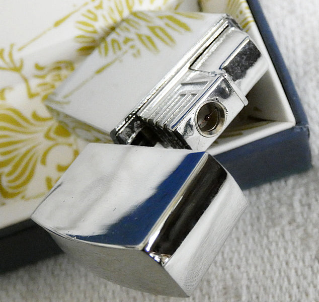 Russian Cigarette Lighter in Gift Box MOSCOW Saint Basil's Cathedral Original New